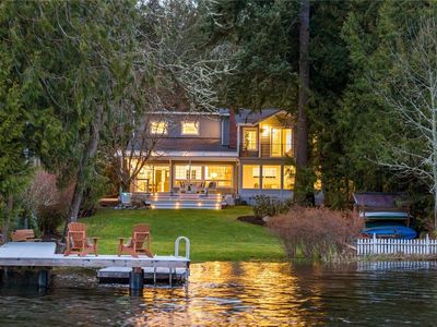 1626 W Beaver Lake Drive SE