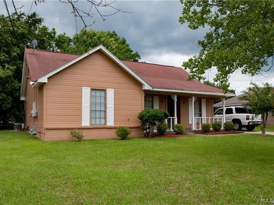 901 Rialto Dr