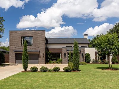 2541 W Wilshire Blvd