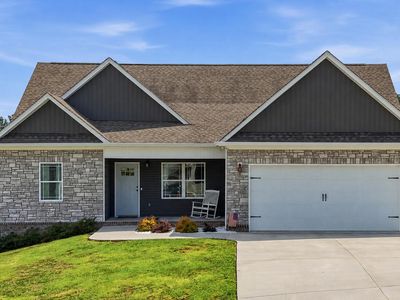 209 Talons Ridge Rd NW