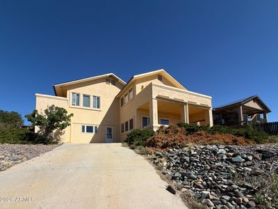 1530 N WARREN Drive