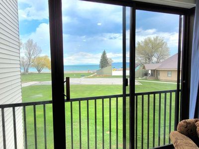 2176 S Bear Lake Blvd #450