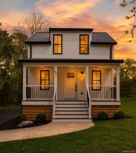 386 Lakeside Road