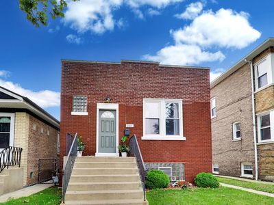 Property at 2811 Ridgeland Ave, Berwyn, IL