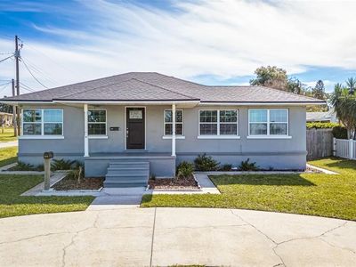 215 S LAKE HOWARD DRIVE