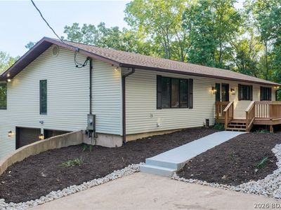 5 Hallie Dr