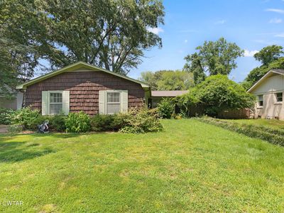 575 Westmoreland Pl