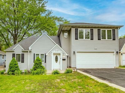 Property at 222 Highmoor Dr, Round Lake Park, IL