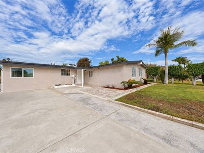 11961 Sandy Dr