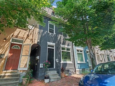 2817 Jane St