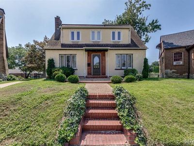 6435 Woodbine Ct