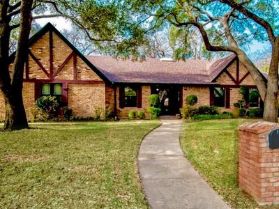 2513 Ashbury Ct