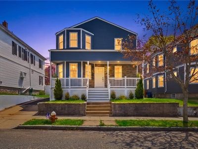 58 Willard St