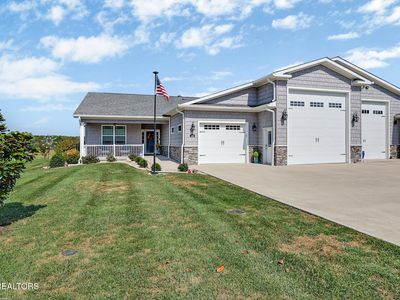 439 Holly Tree Dr