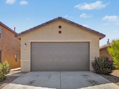 10542 S Dominguez Dr