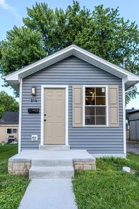Property at 216 N 10th St, Saint Charles, MO