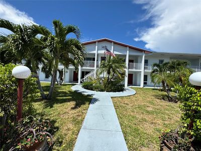 1401 SE 7th Ave APT 15