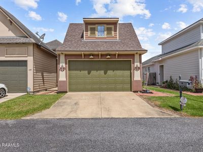 111 Villa Park Ln