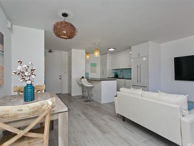 320 Liliuokalani Ave APT 602