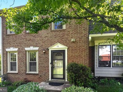 93 Bralan Ct