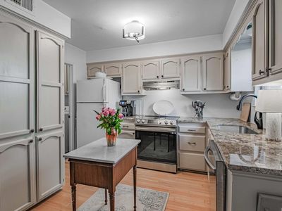 12733 Country Ridge Ave