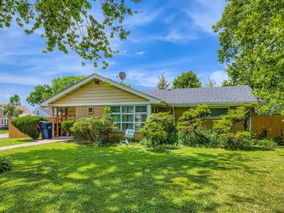 Property at 8856 S Washtenaw Ave, Evergreen Park, IL