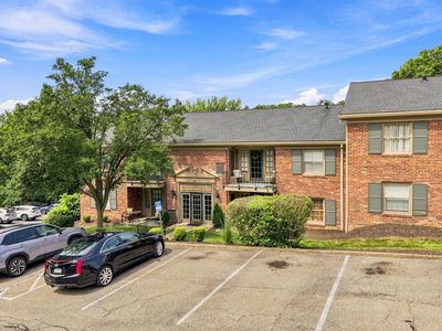 950 Margarite Dr APT J