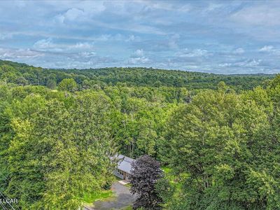 47 Village Dr