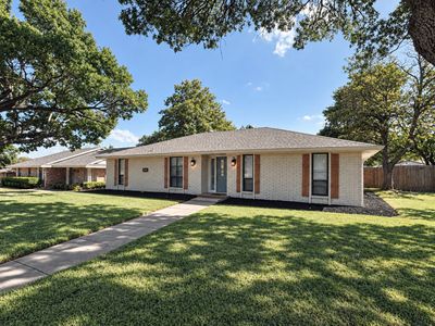 1830 Altadena Ln