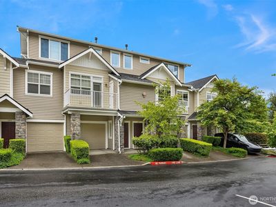 1601 NE Katsura Street #103