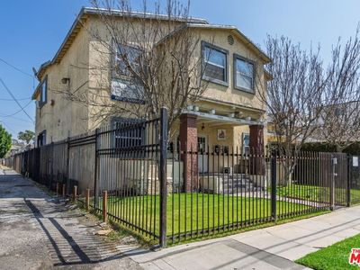 3416 Walton Ave