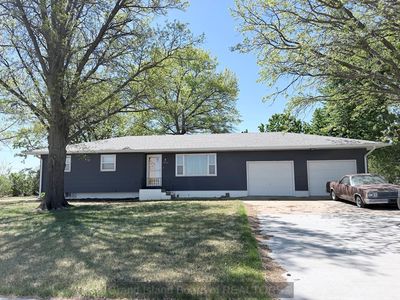 3963 W Capital Ave