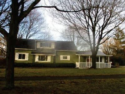 3230 S Deerfield Ave