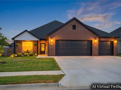 2030 Larry Ln