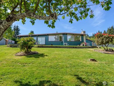 207 E Elderberry Lane