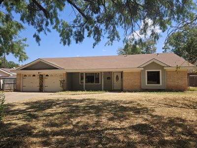 1473 Meadowbrook Dr