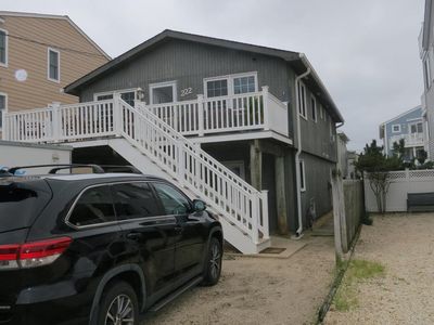 222 Leeward Ave