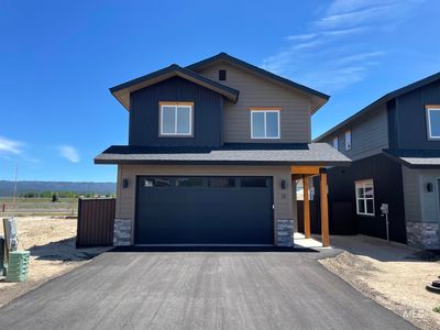 12 N Creek Way
