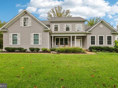 303 Bonheur Ave