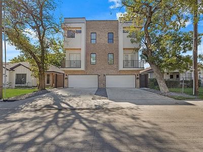 1120-1122 Muncie Ave