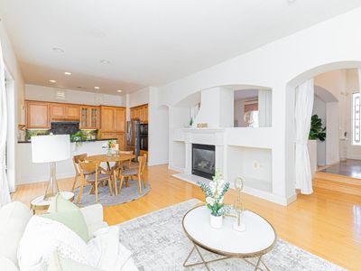 3350 Ariel Joshua Ct