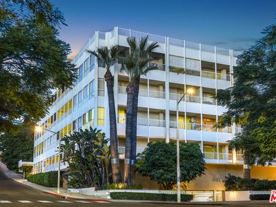 1400 N Sweetzer Ave APT 306