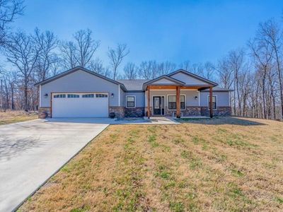165 Crossroads Dr