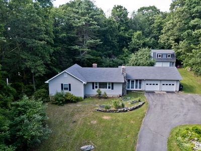 15 Greaves Road East