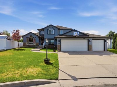 1708 E Houghton Ct