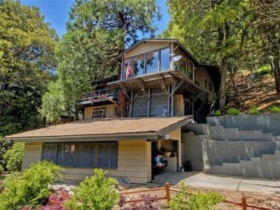 Property at 468 Zermat Dr, Crestline, CA