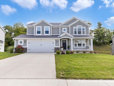 1774 Solitude Dr NE