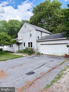 213 Old Laurel Rd