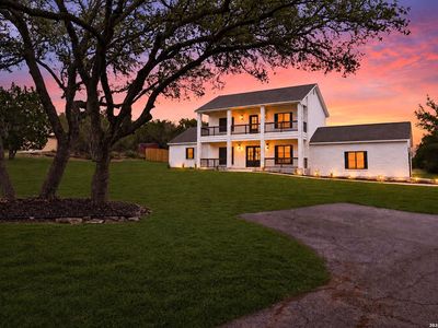 150 LAKE VIEW DR