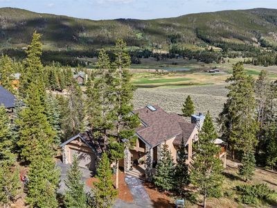 28 Spruce Circle